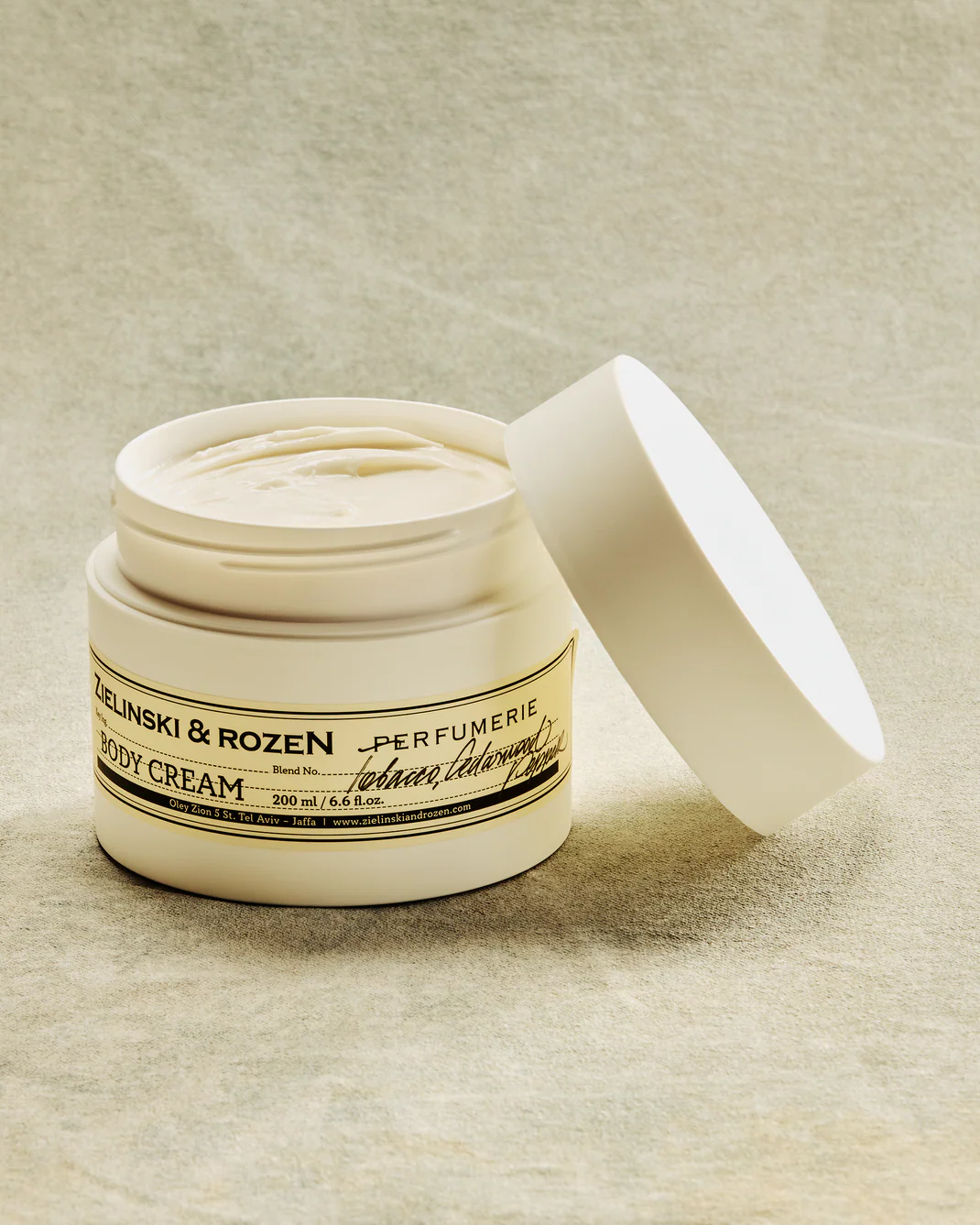Крем для тіла Tobacco, Cedarwood, Pepper